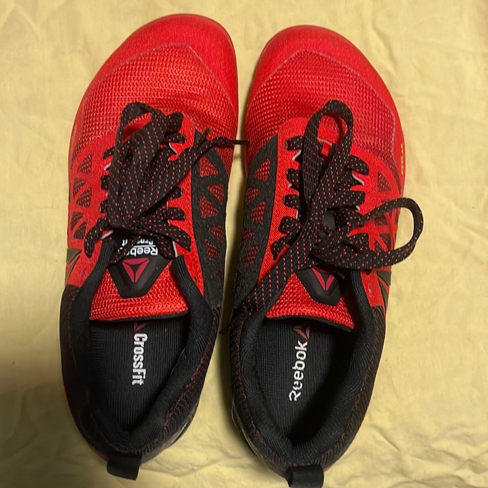 Reebok nano worn only a few times. Like new!